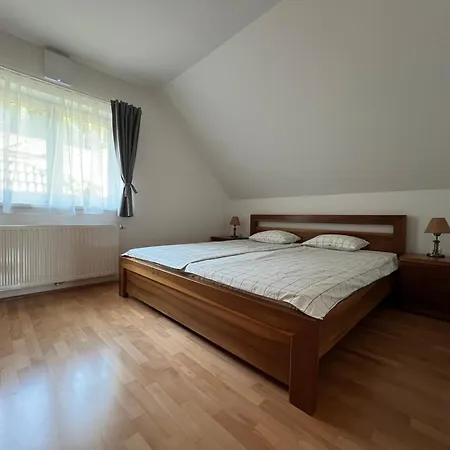 Center Apartman