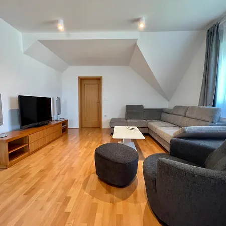 Apartman Center *